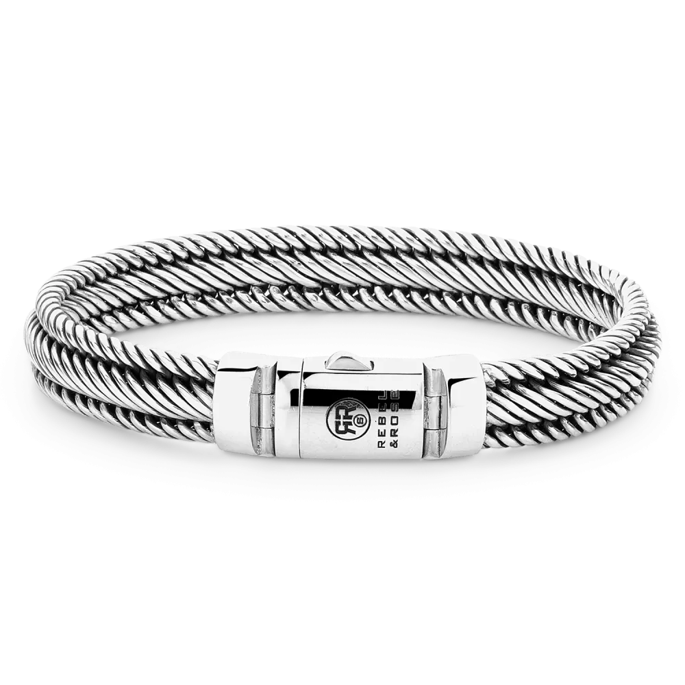 Bracciale in argento 925 con design a corda intrecciata e chiusura a scorrimento.