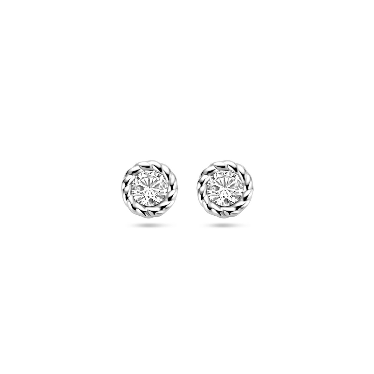 Orecchini in argento rodiato con zircone, di forma rotonda e dettagli intrecciati.