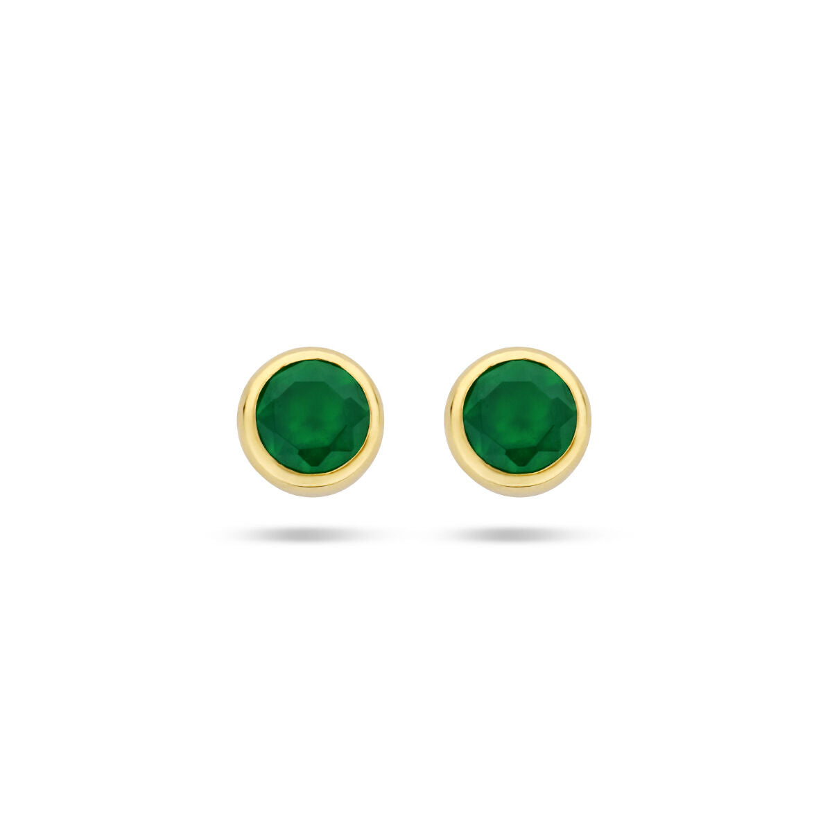 Orecchini in agata verde con montatura in oro giallo 14K.
