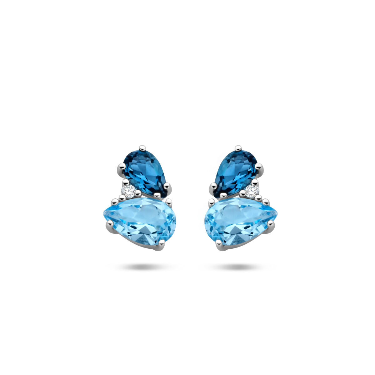 Orecchini in oro bianco 14K con topazi blu di Londra e diamanti, design a goccia.