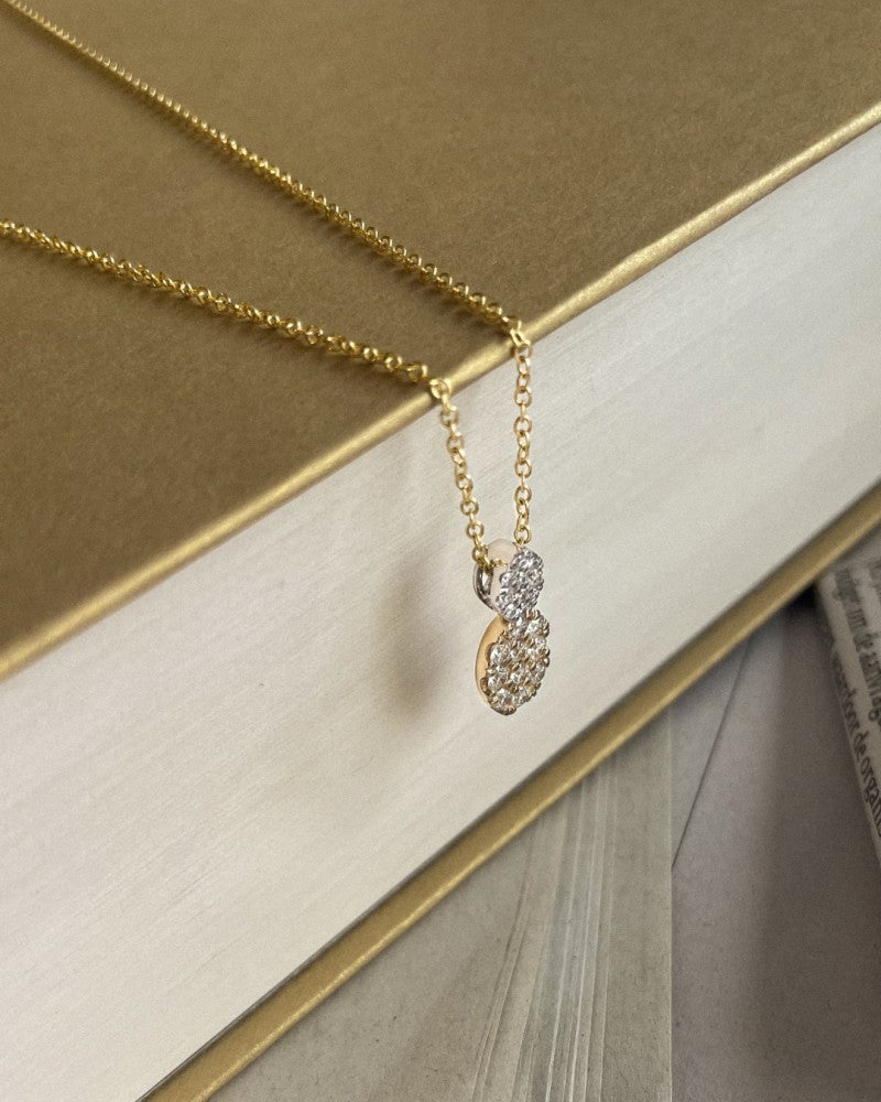Collana elegante in oro con diamanti pavé da 0.53ct