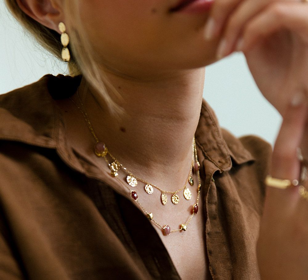Collana in Oro Giallo 14K con Monete Martellate – Elegante Gioiello da Donna