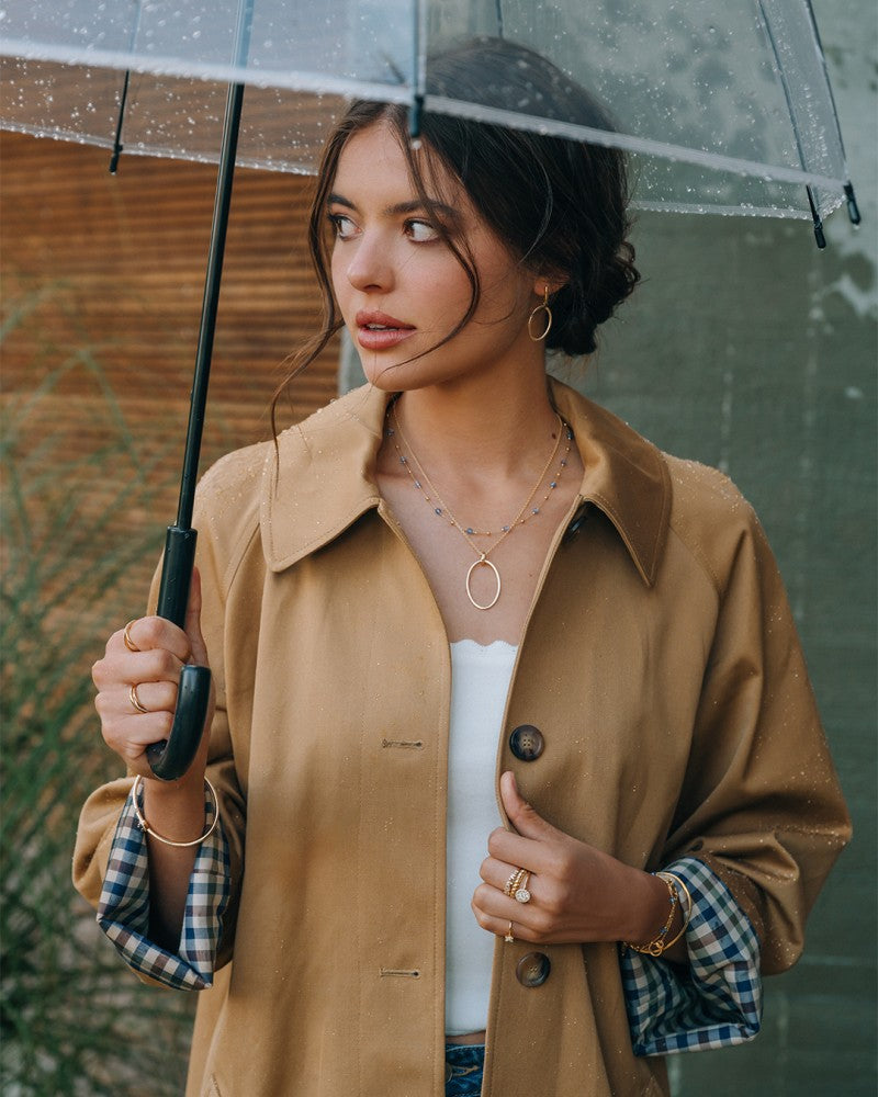 Elegante collana in oro giallo con ciondolo aperto ovale – oro 14 carati, design senza tempo