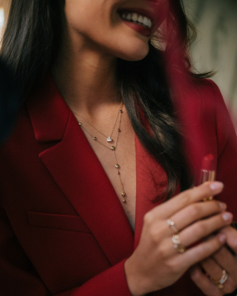 Collana a Y in Oro Giallo 14K con Pallini d'Oro – Elegante Gioiello da Donna