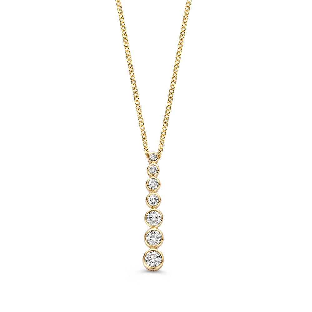 Geelgouden collier met zeven briljanten in oplopende grootte, 14 karaat goud en een totale diamantcarat van 0,50 crt.
