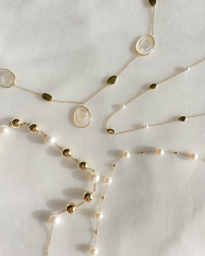 Collana in Oro Giallo con Perle – Oro 14 Carati – Senza Tempo ed Elegante