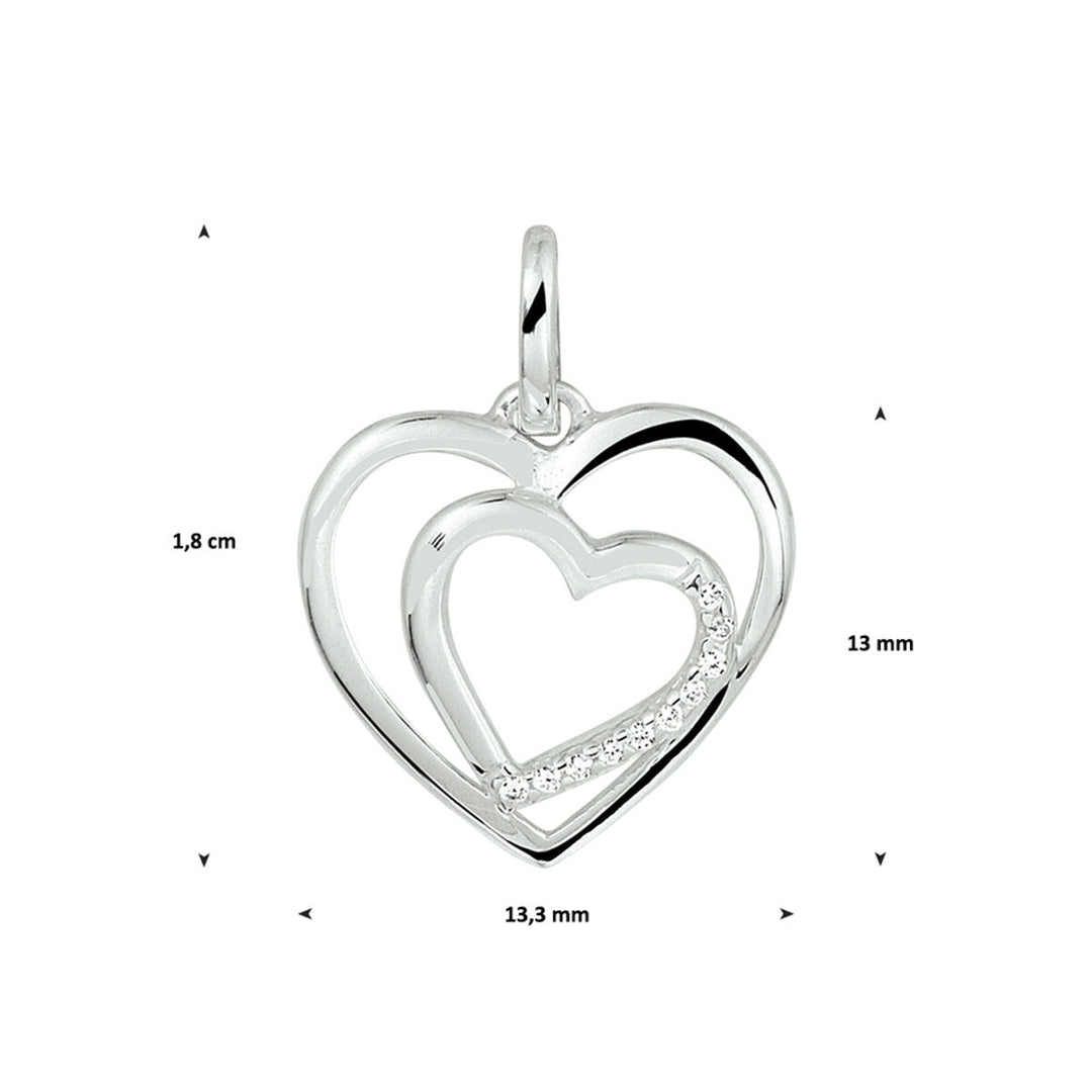De hanger hart zirkonia zilver gerhodineerd van Van der Kooij Collectie is een dames sieraad met twee overlappende harten; het binnenste hart schittert met zirkonia. Afmeting: 1,8 cm breed, 13 mm hoog, 13,3 mm aan de basis.