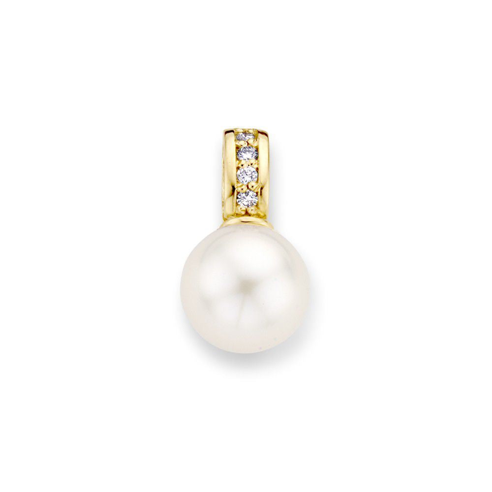 Ciondolo in oro giallo classico con perla d'acqua dolce e diamanti.