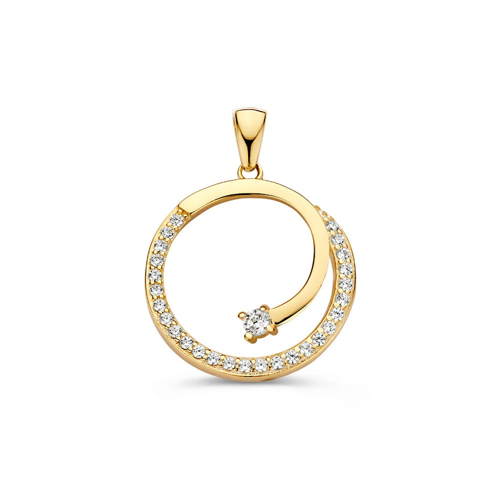 Ciondolo rotondo in oro giallo con zircone, caratterizzato da una finitura lucida e un design sinuoso.