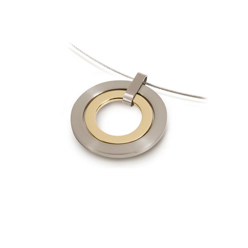 Ciondolo bicolore in titanio con anello interno dorato e finitura lucida.