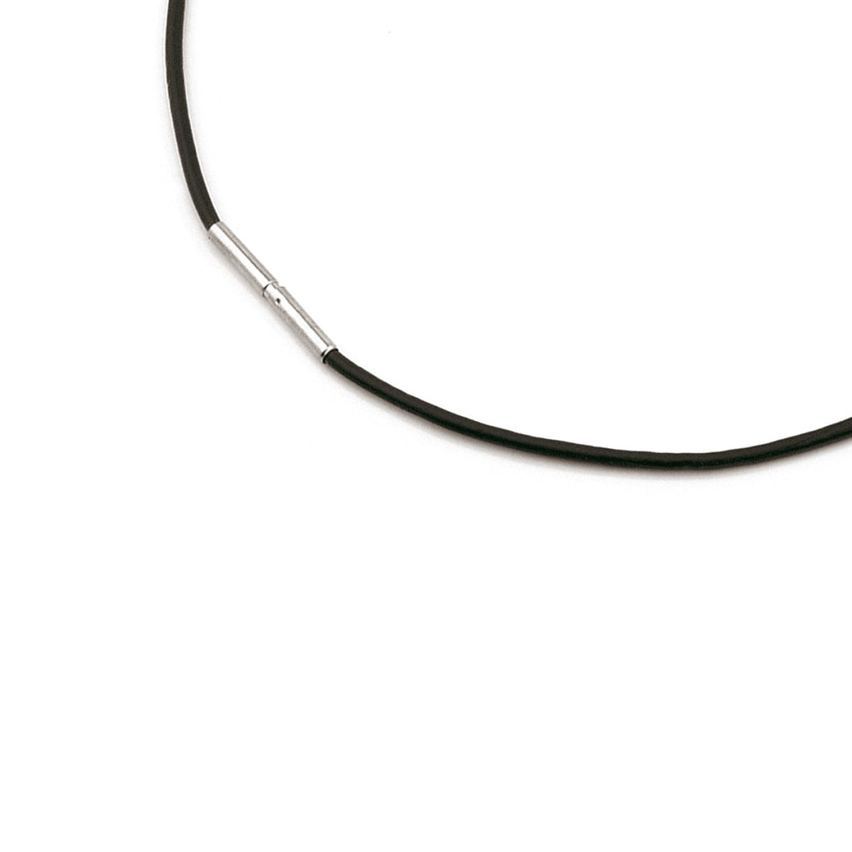 Collana in pelle nera con elemento in titanio.