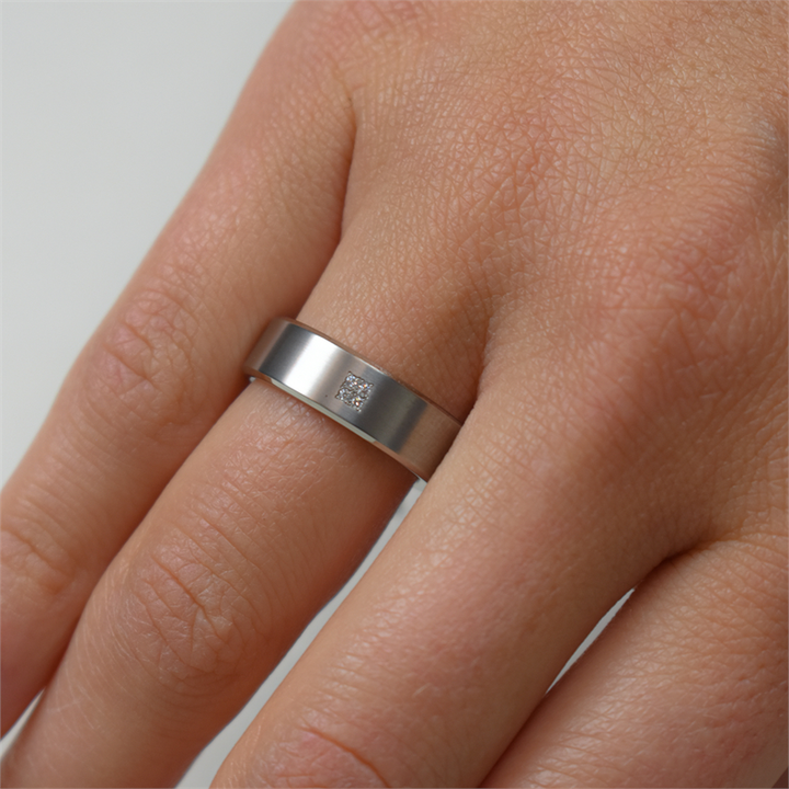 Boccia Titanium Ring dia 4/0.02 - 0101-12