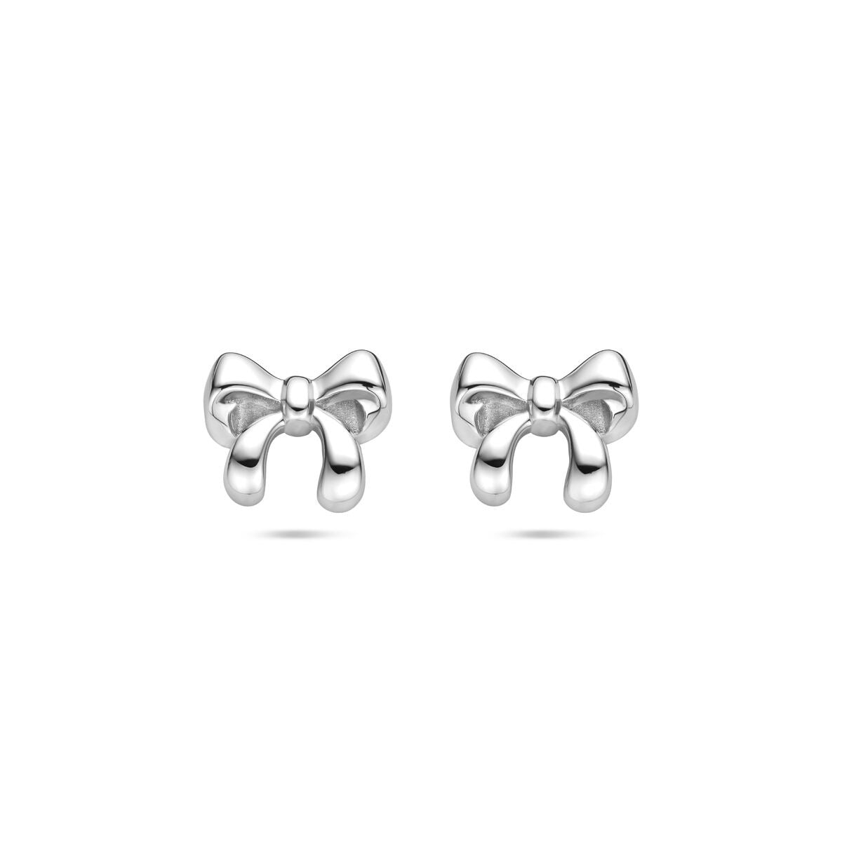 Orecchini in argento rodiato a forma di fiocco, dimensioni 8x9,5 mm.