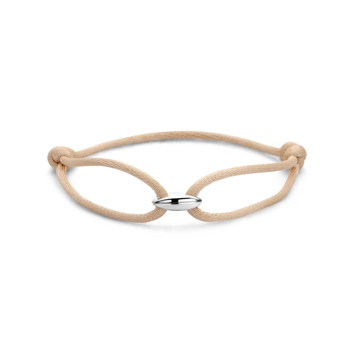 Bracciale in satin beige con una perlina argentata a forma di fagiolo.