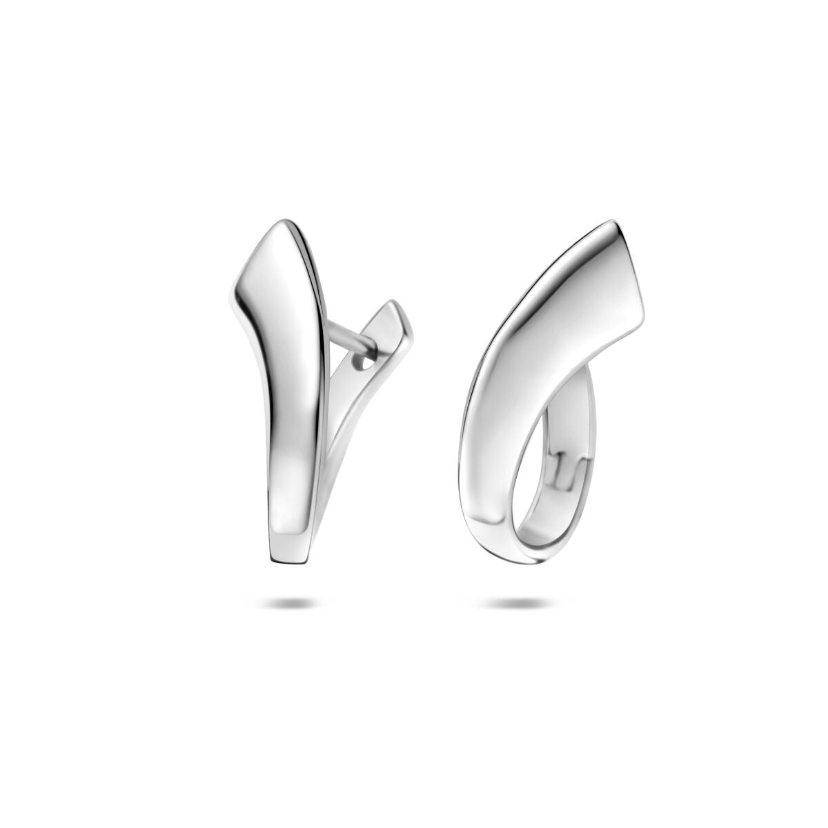 Orecchini alla creola in argento 925 rodiato, forma ondulata, dimensioni 19 x 8 mm.