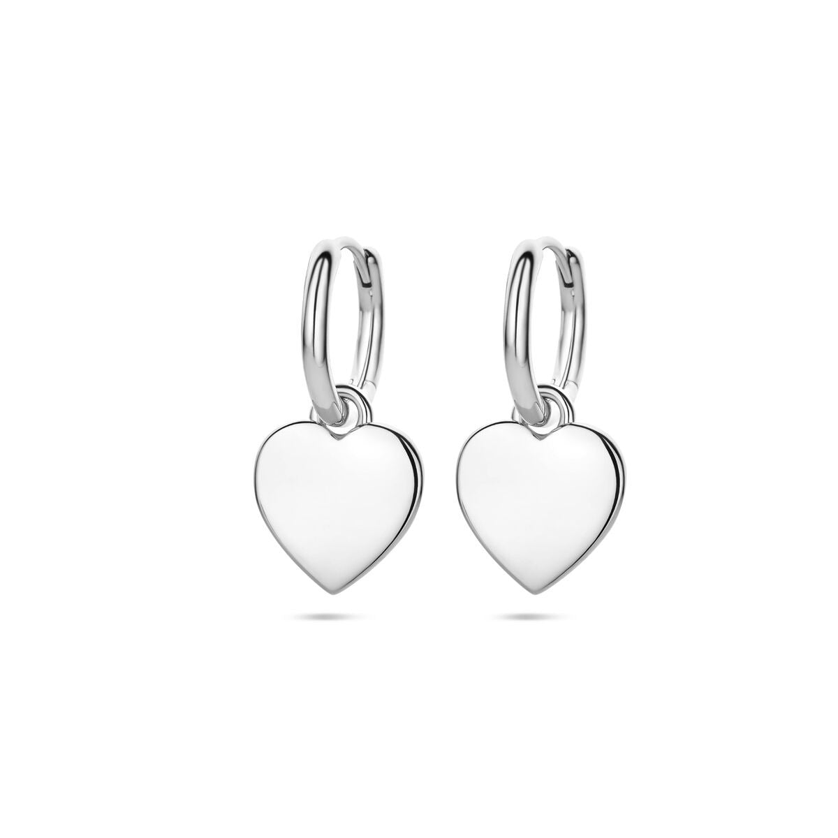 Orecchini a cerchio in argento rodiato con cuoricino 19mm