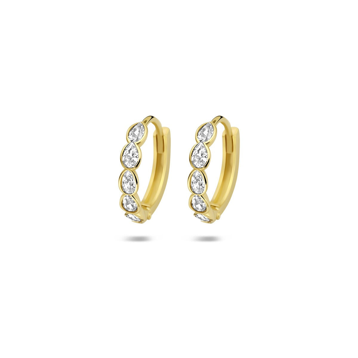 Orecchini alla creola in oro giallo 9k con zircone, design elegante e sottile.