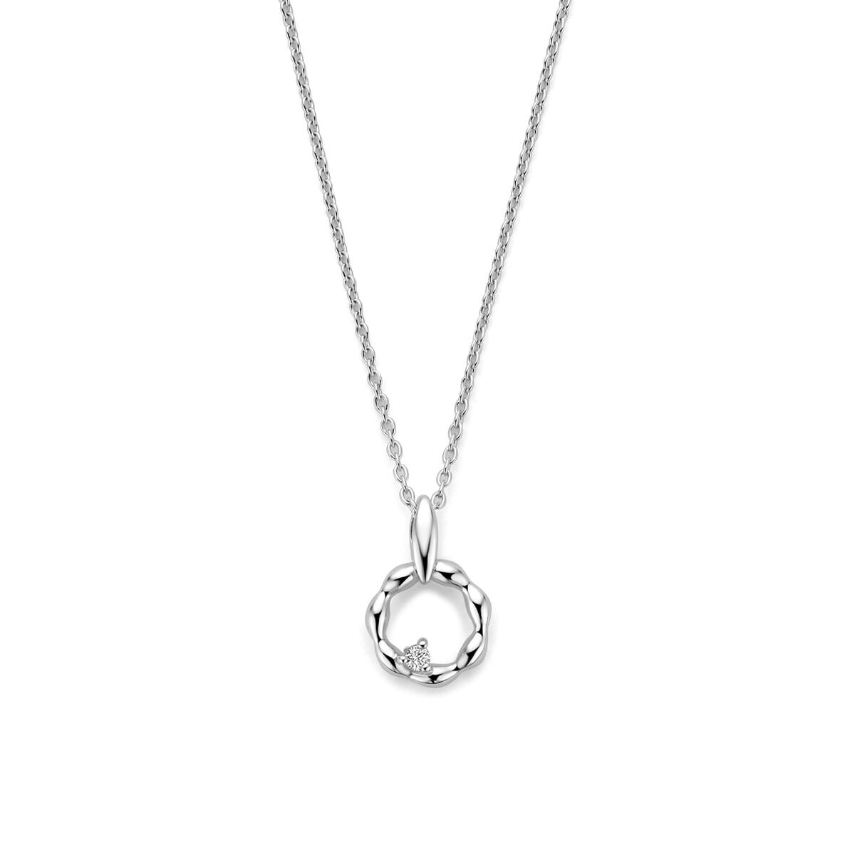 Gerhodineerd zilveren collier met een ronde hanger en zirkonia-steentjes.