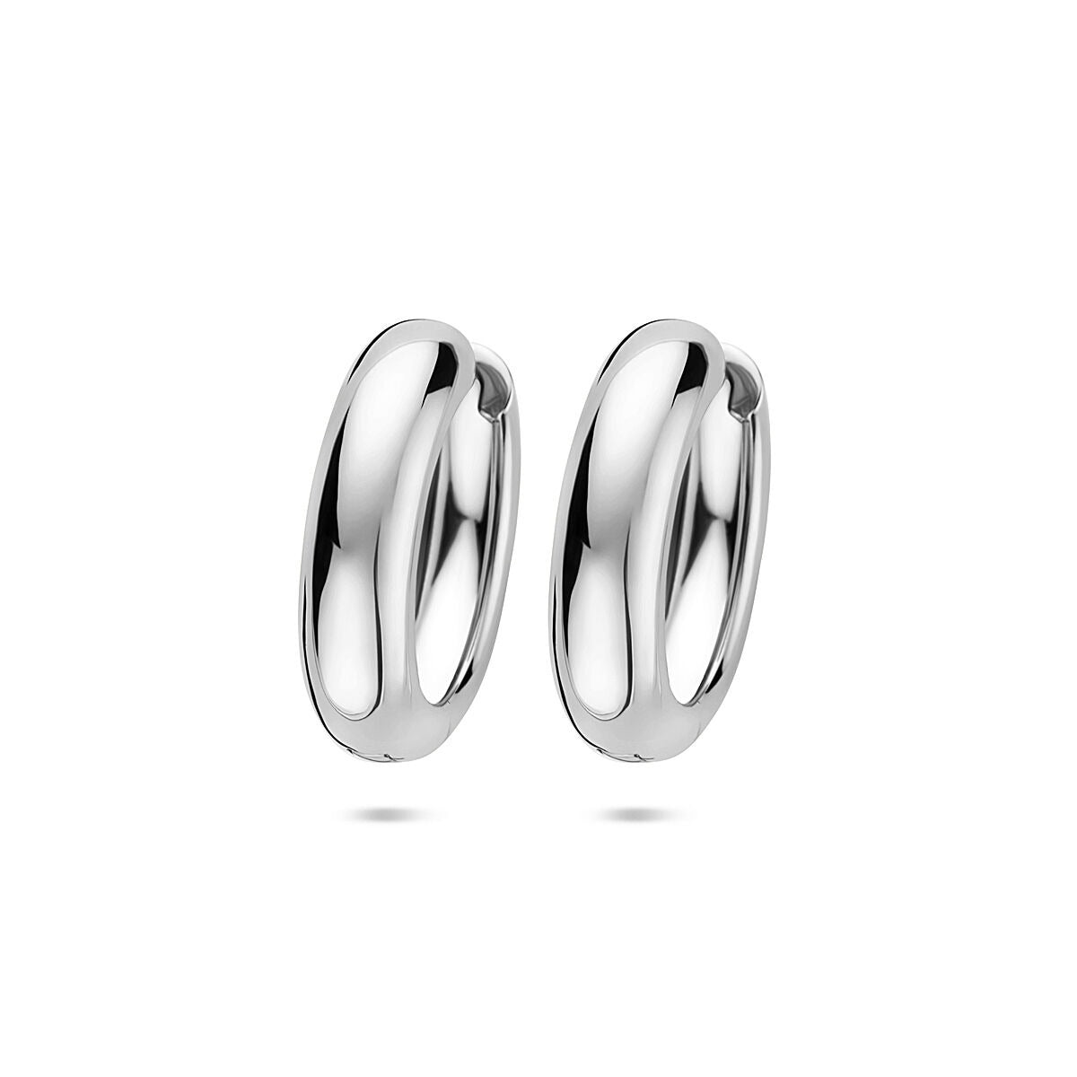Orecchini alla creola in argento rodiato, forma liscia e lucida, dimensioni 25x7 mm.
