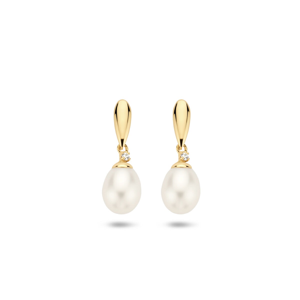 Orecchini in oro giallo 9k con perla d'acqua dolce e zirconi, forma a goccia.