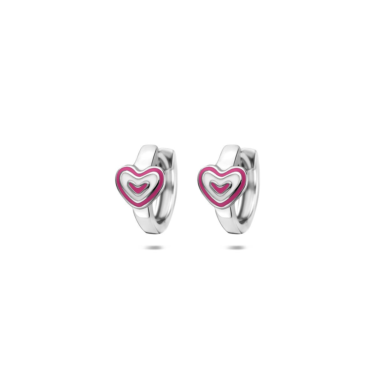 Orecchini alla creola in argento 925 rodiato con cuore smaltato rosa.
