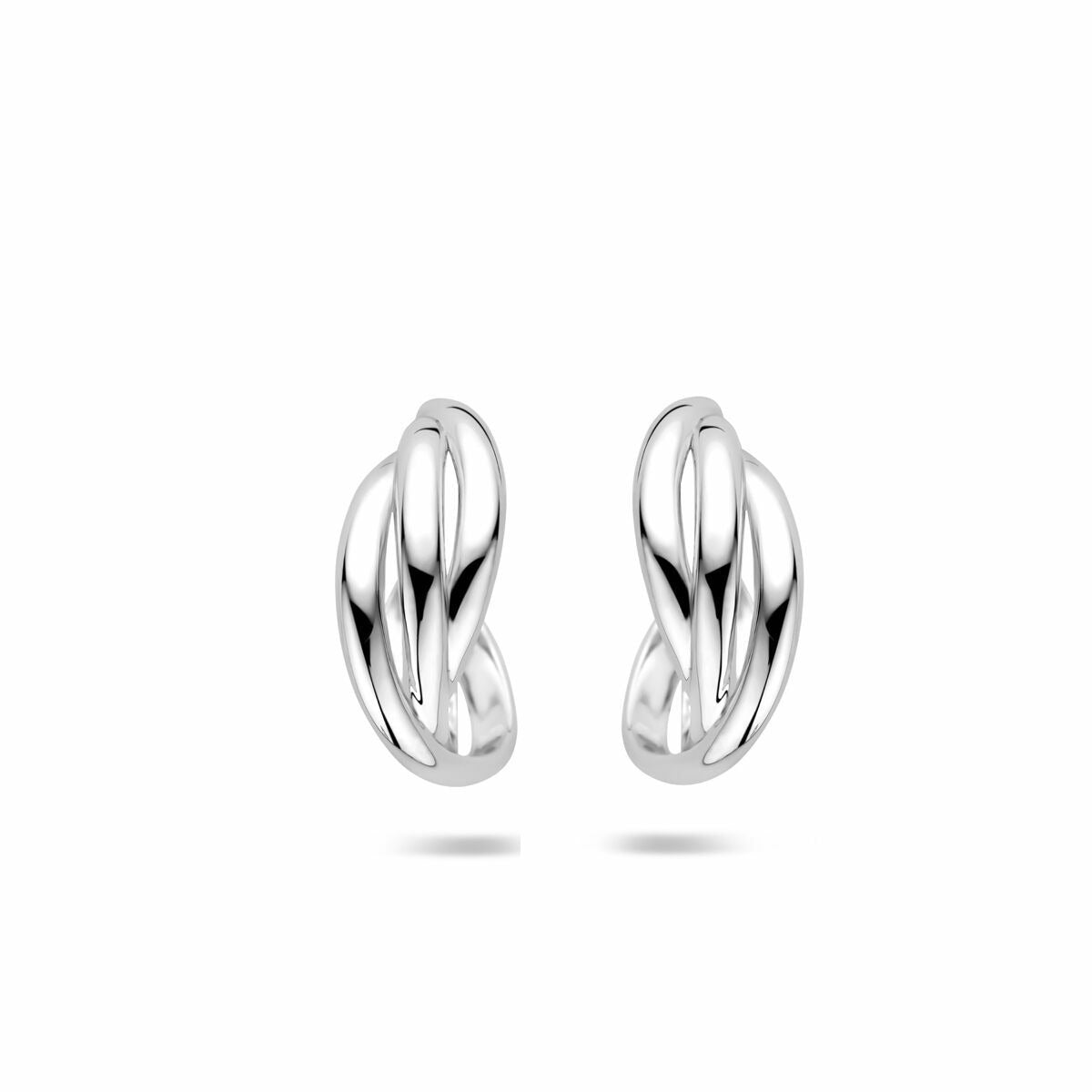 Orecchini a stecca in argento rodiato, forma intrecciata, dimensioni 16 x 6,5 mm.