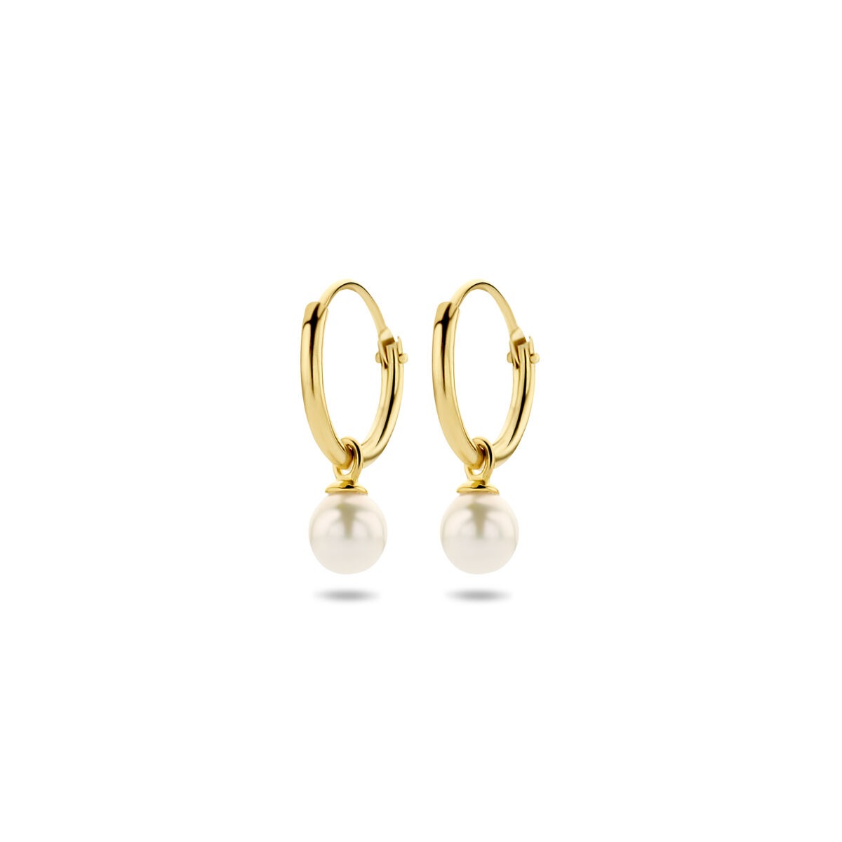 Orecchini alla creola in oro 14k con perla di acqua dolce pendente.