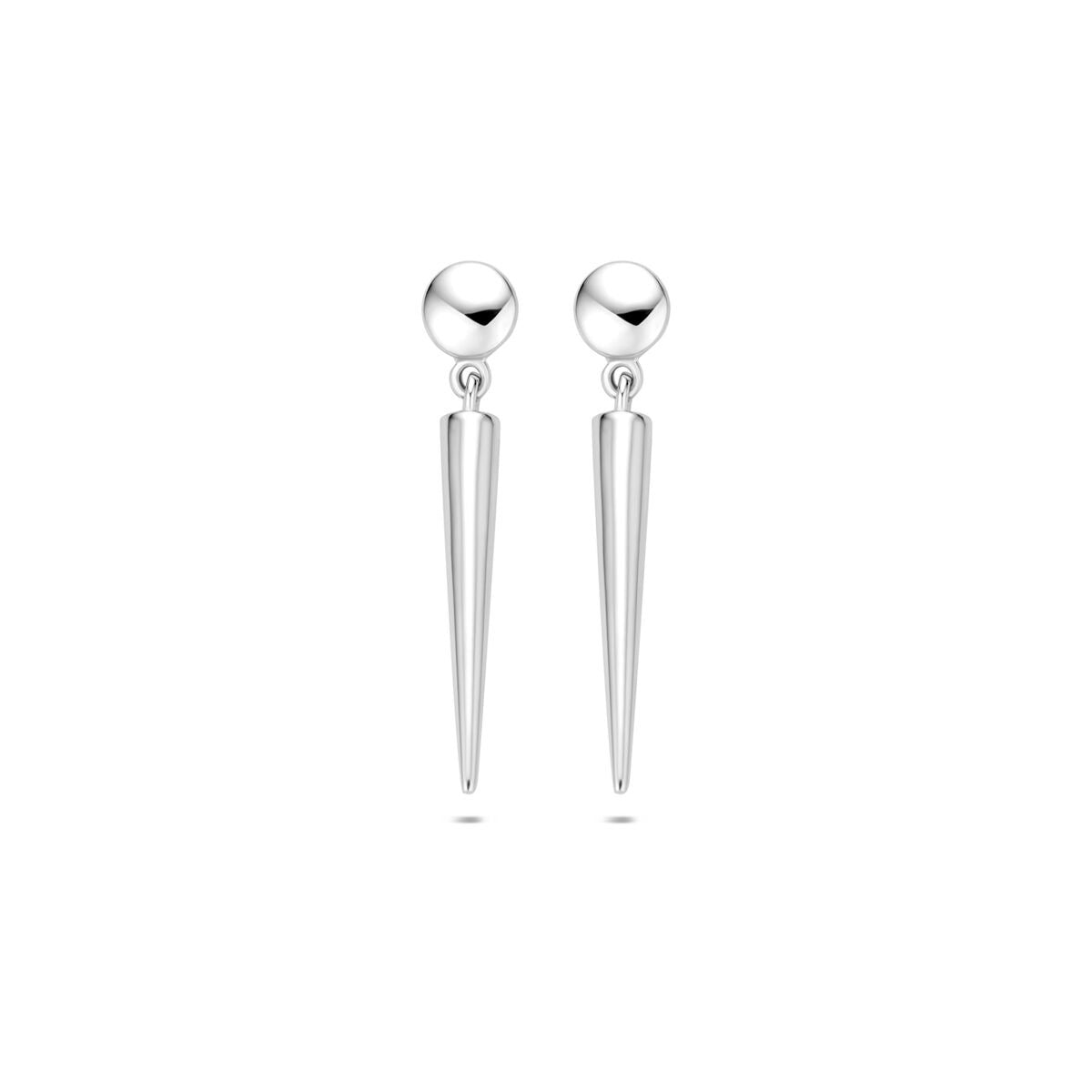 Orecchini in argento rodiato con forma allungata e punta affusolata.