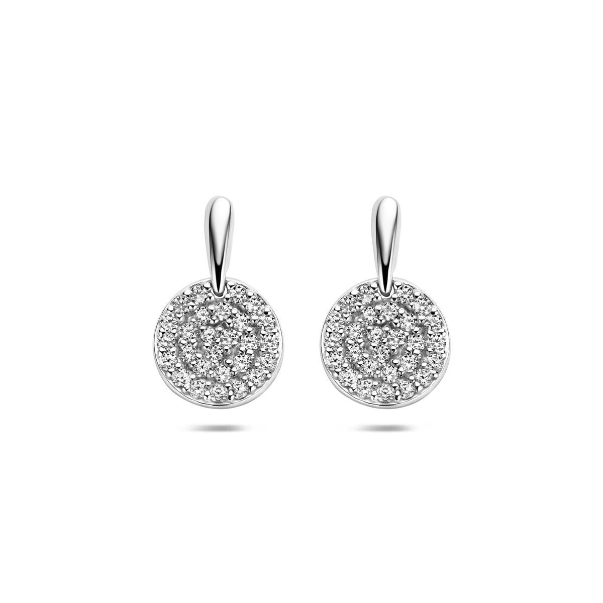 Orecchini in argento rodiato con pavé di zirconi, forma rotonda e finitura lucida.
