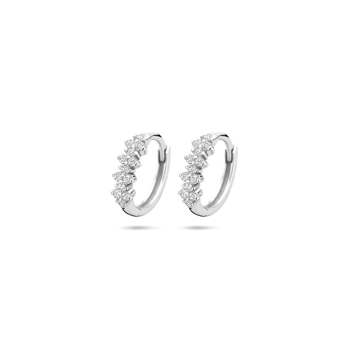 Orecchini alla creola in argento rodiato 925 con zirconi, forma rotonda e dettagli scintillanti.