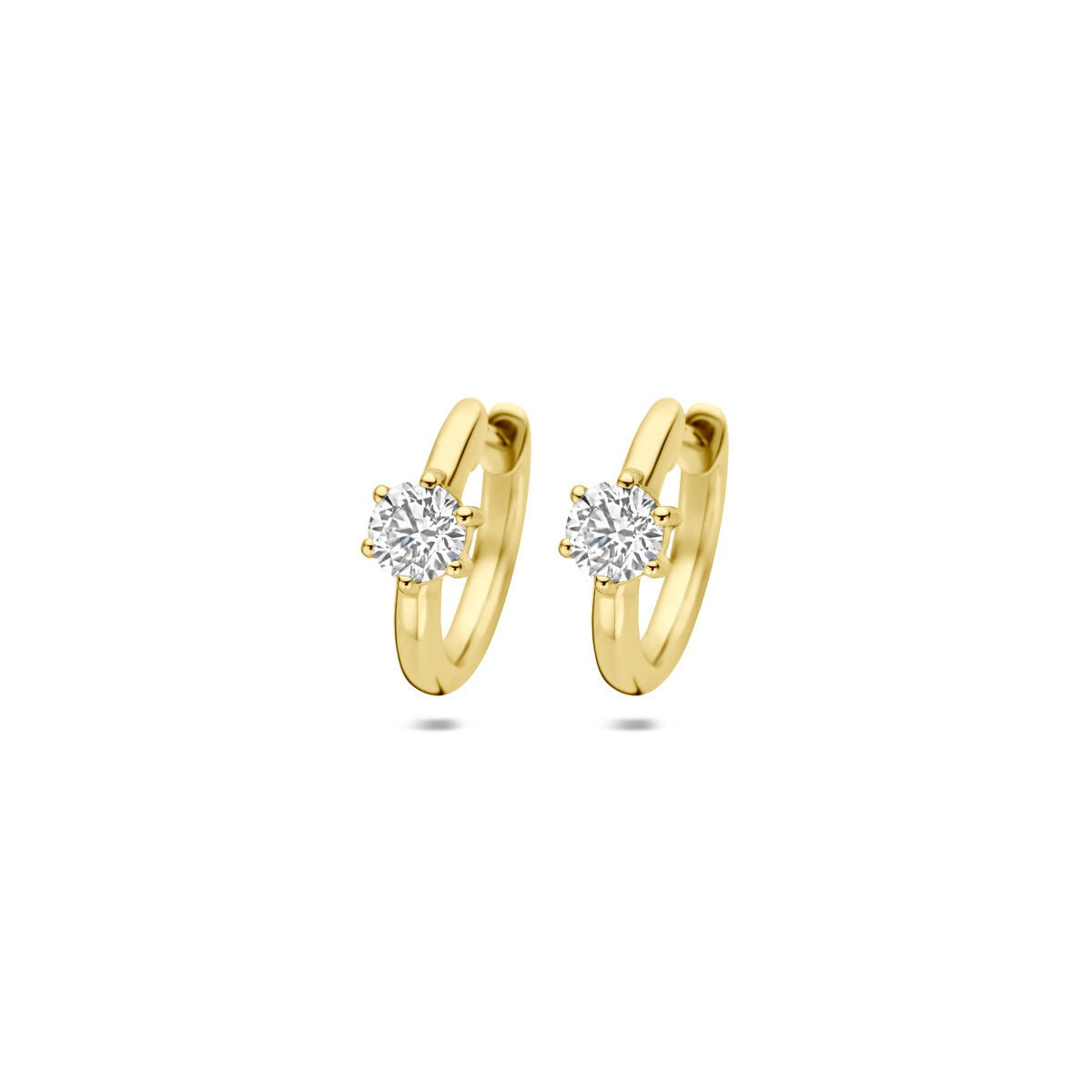 Orecchini in oro giallo 14k con diamante lab-grown, design semplice e brillante.