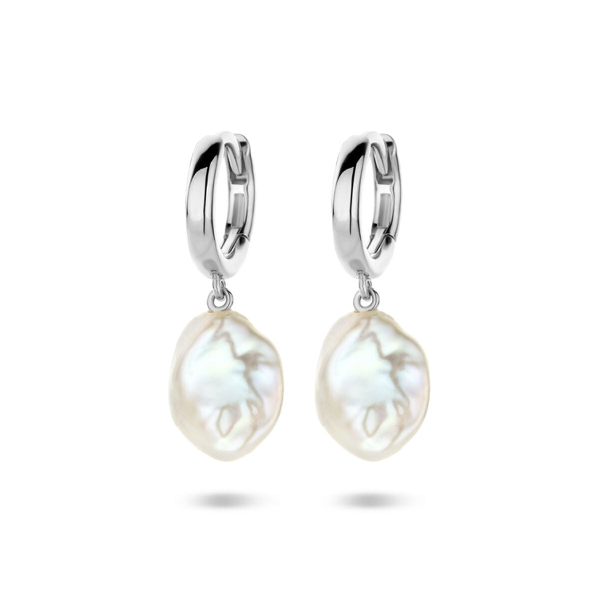 Orecchini alla creola in argento rodiato 925 con perla barocca, 24 mm.