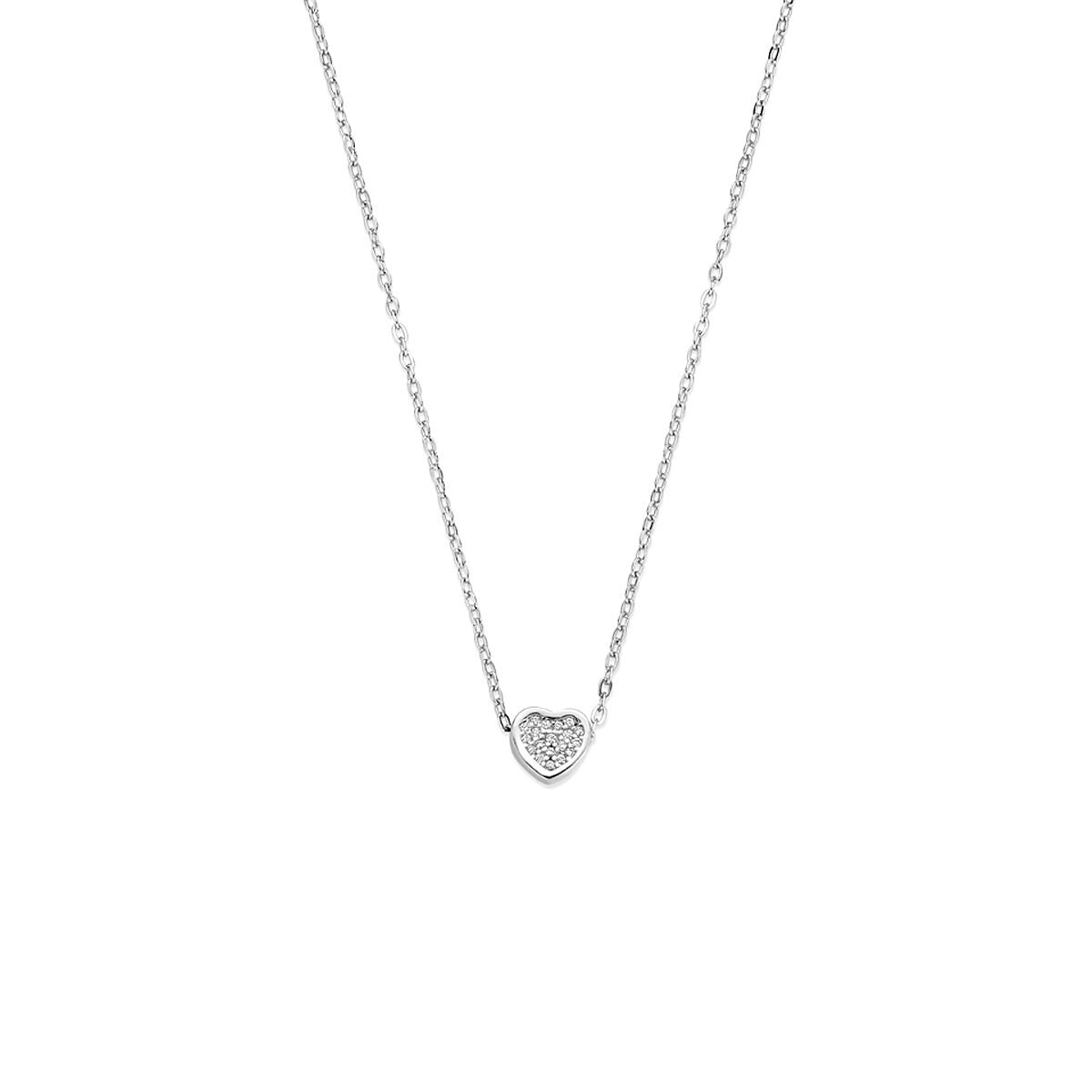 Collana d'argento con ciondolo a forma di cuore decorato con zirconi.