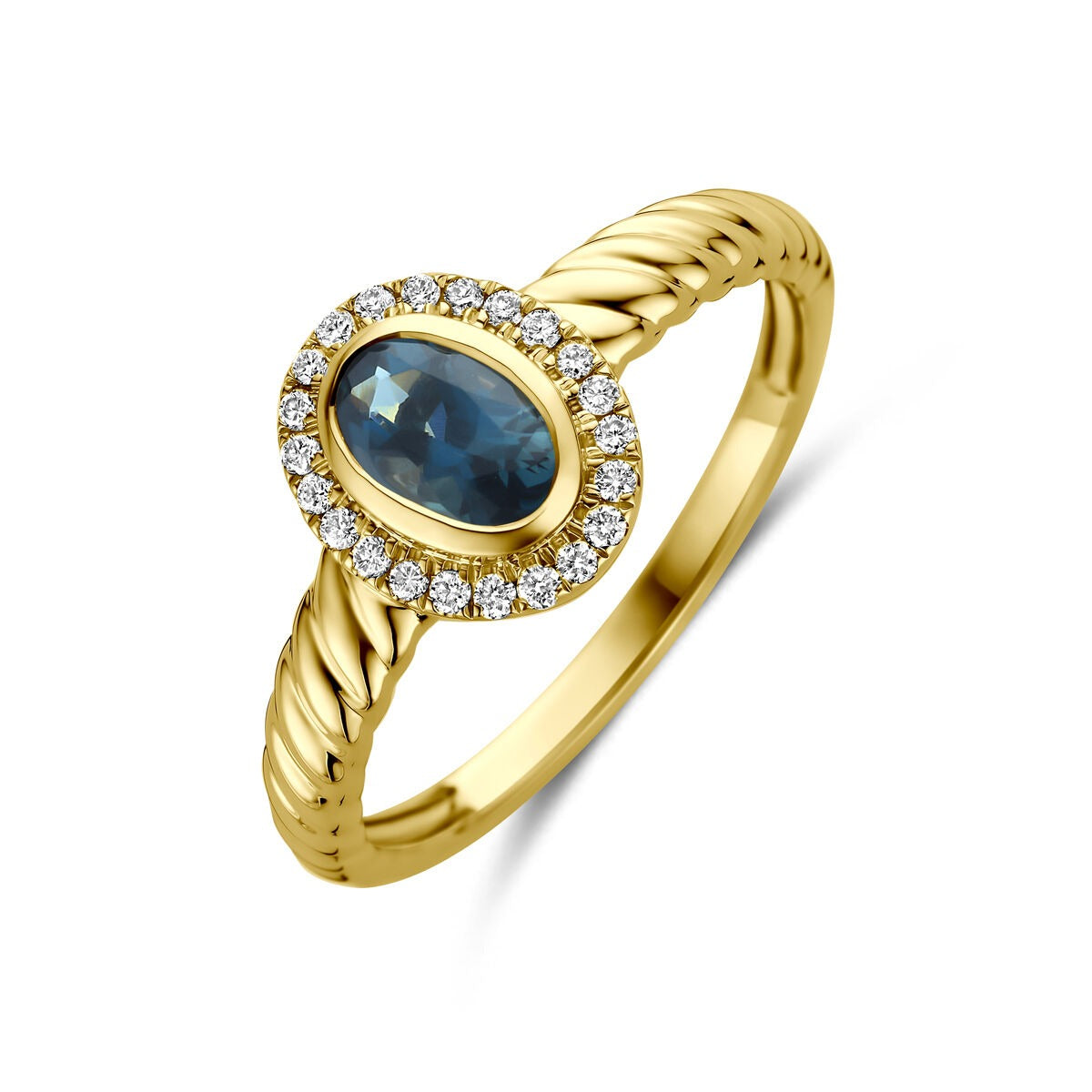 Anello in oro giallo 14k con topazio blu di Londra e diamanti sintetici, design ovale con dettagli intrecciati.