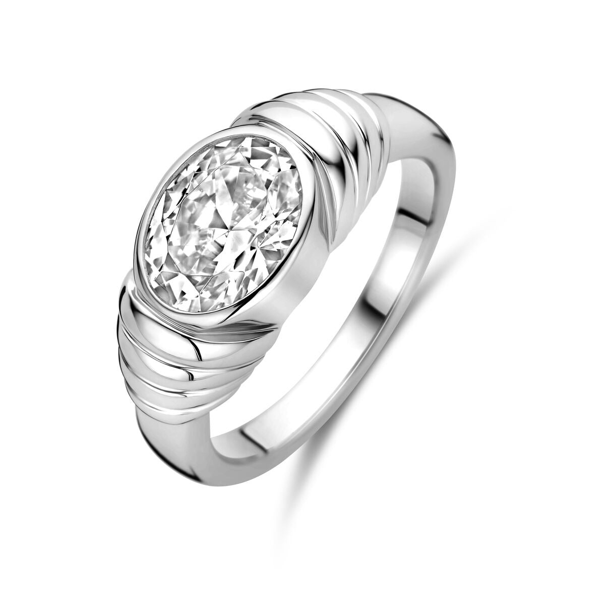 Anello da donna in argento rodiato con zircone ovale, larghezza 8 mm.