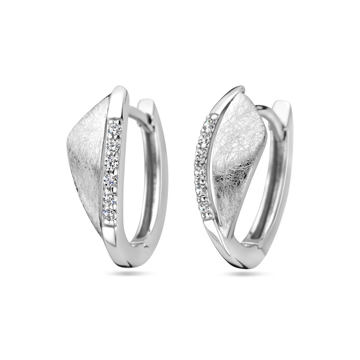 Orecchini alla creola in argento 925 rodiato con zircone, dalla forma ondulata e finitura opaca.
