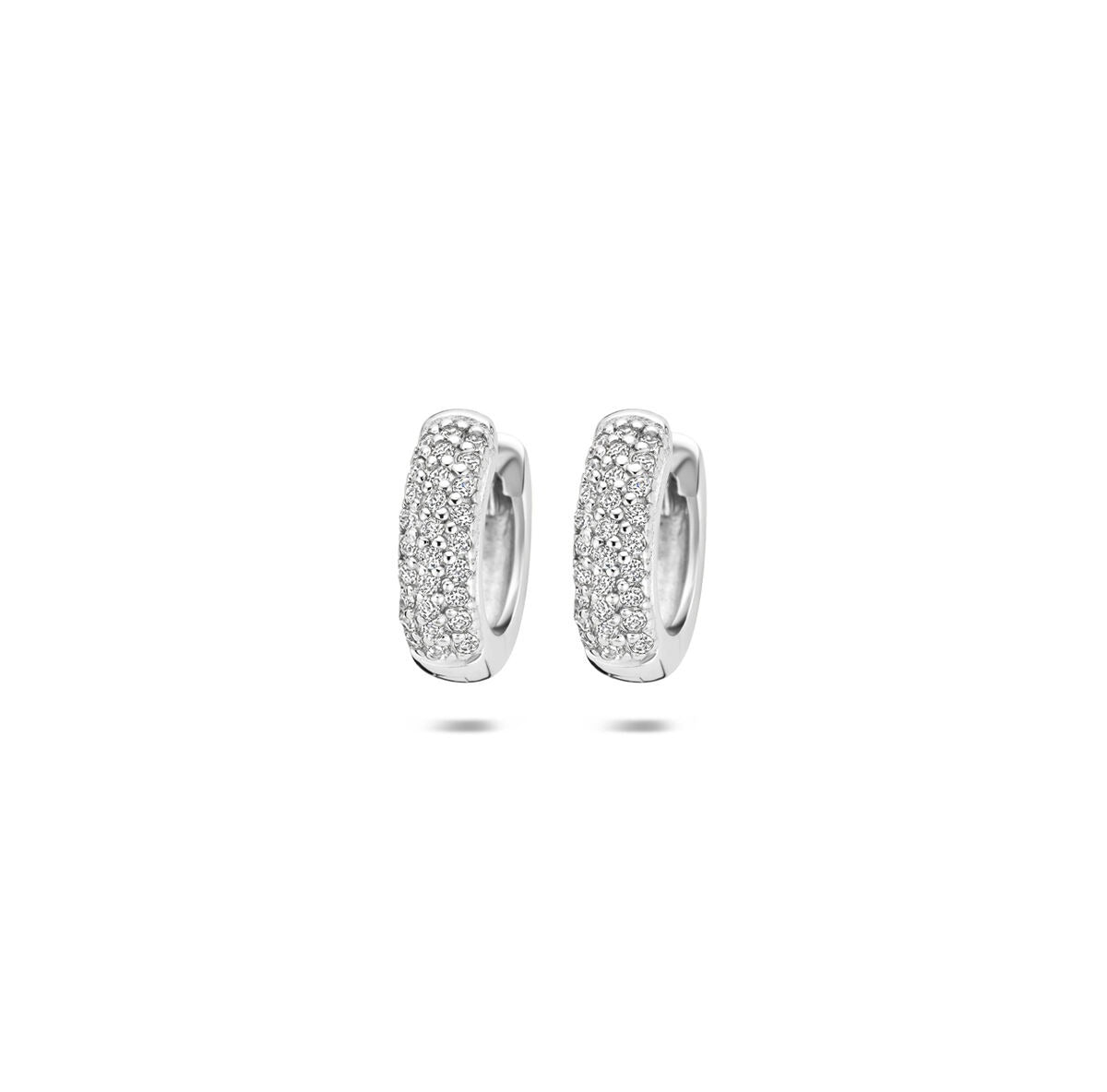 Orecchini in argento 925 con zirconi, forma curva e finitura lucida.