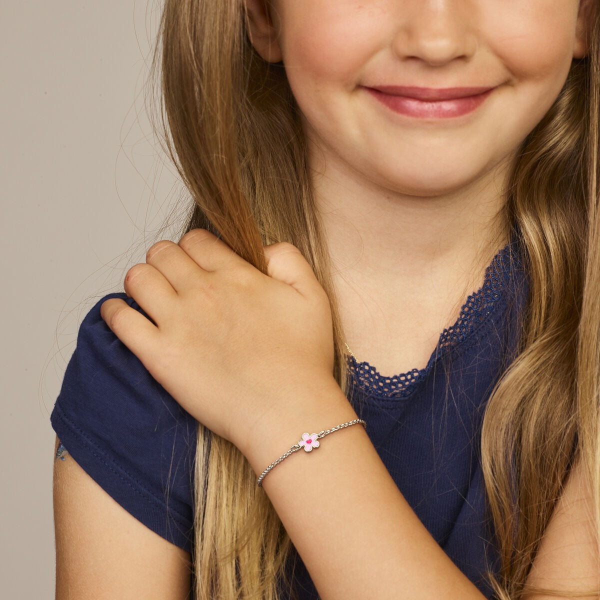 Bracciale per bambini in argento 925 rodiato con fiore e cuoricino