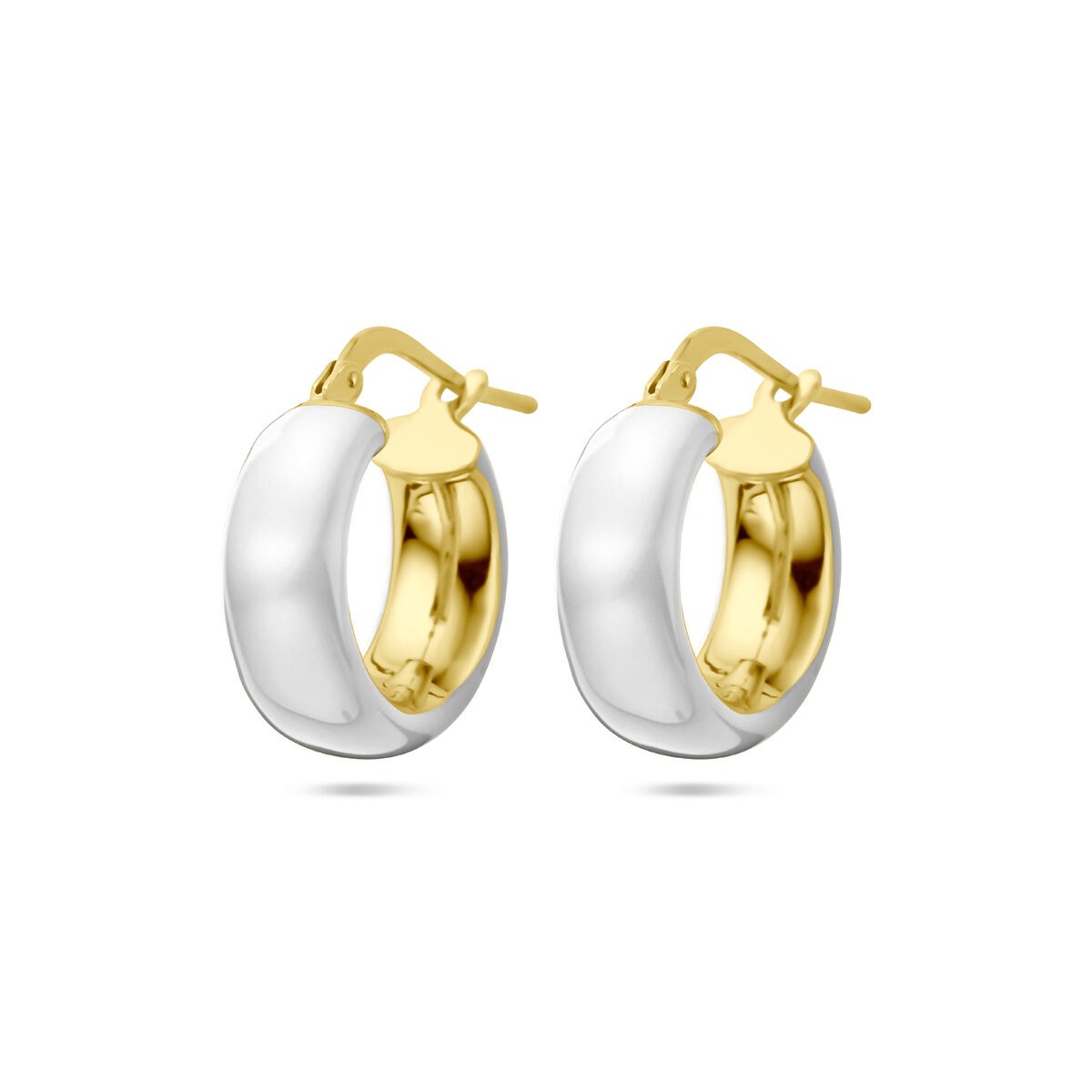 Orecchini alla creola in argento 925 placcato oro giallo con smalto bianco.