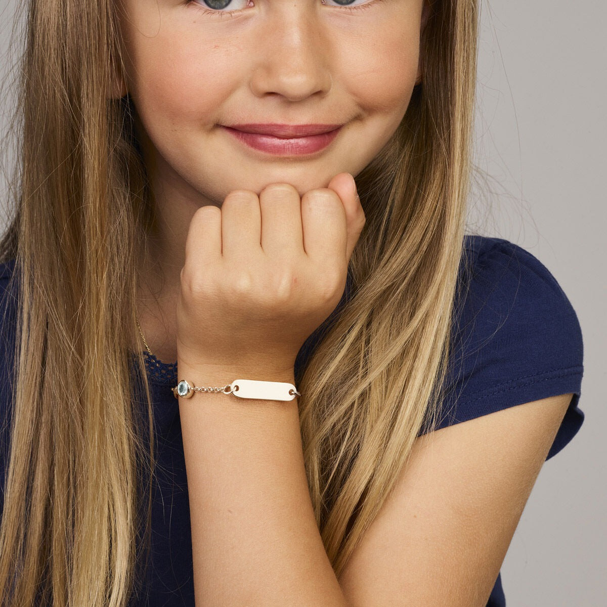 Gerhodineerde 925 zilveren kinder graveerarmband met topaas
