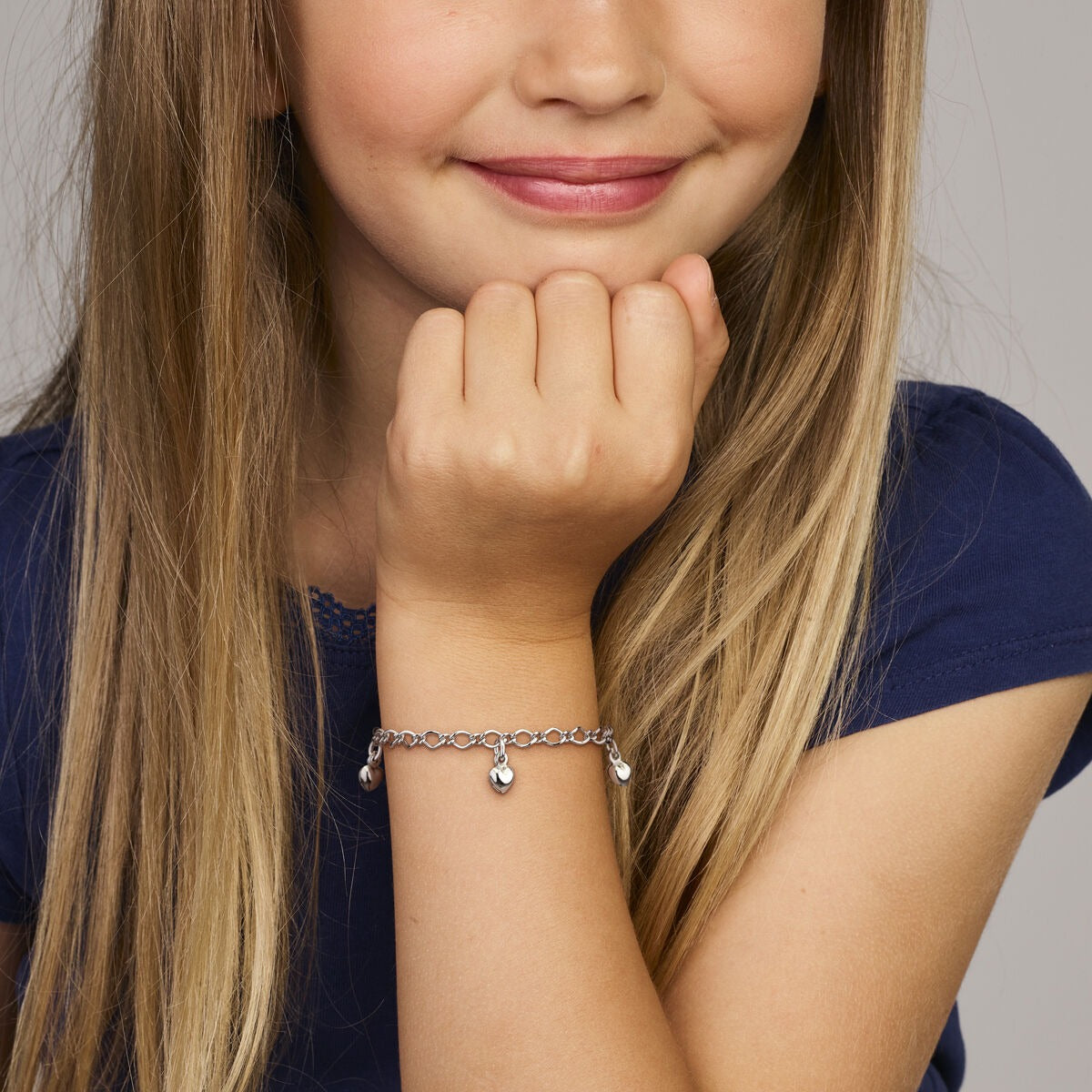Bracciale per bambini in argento 925 rodiato con cuoricini