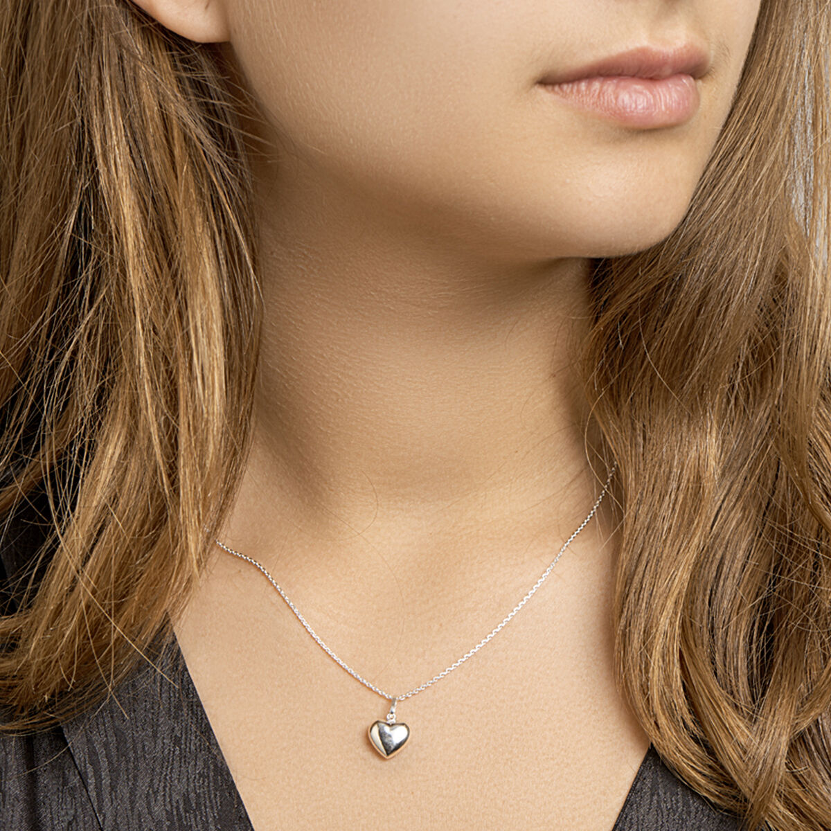 Collana in argento con cuoricino – maglia ad ancora