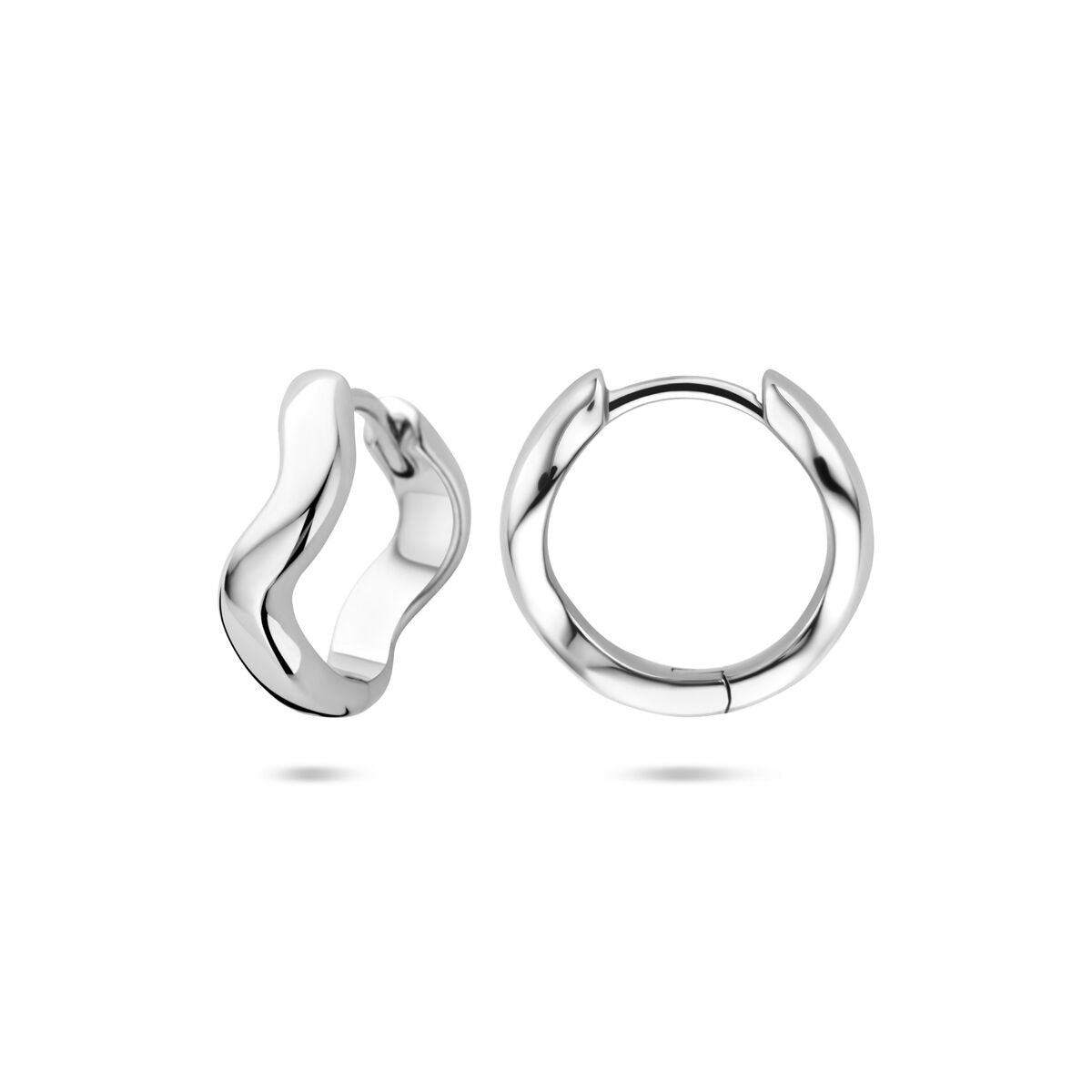 Orecchini a cerchio con chiusura a scatto in argento rodiato – 15 mm