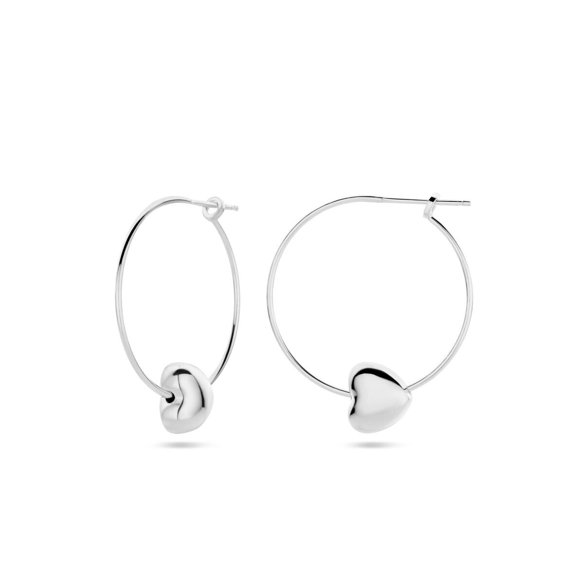 Orecchini a cerchio da donna in argento con cuore – rodiato 31 mm