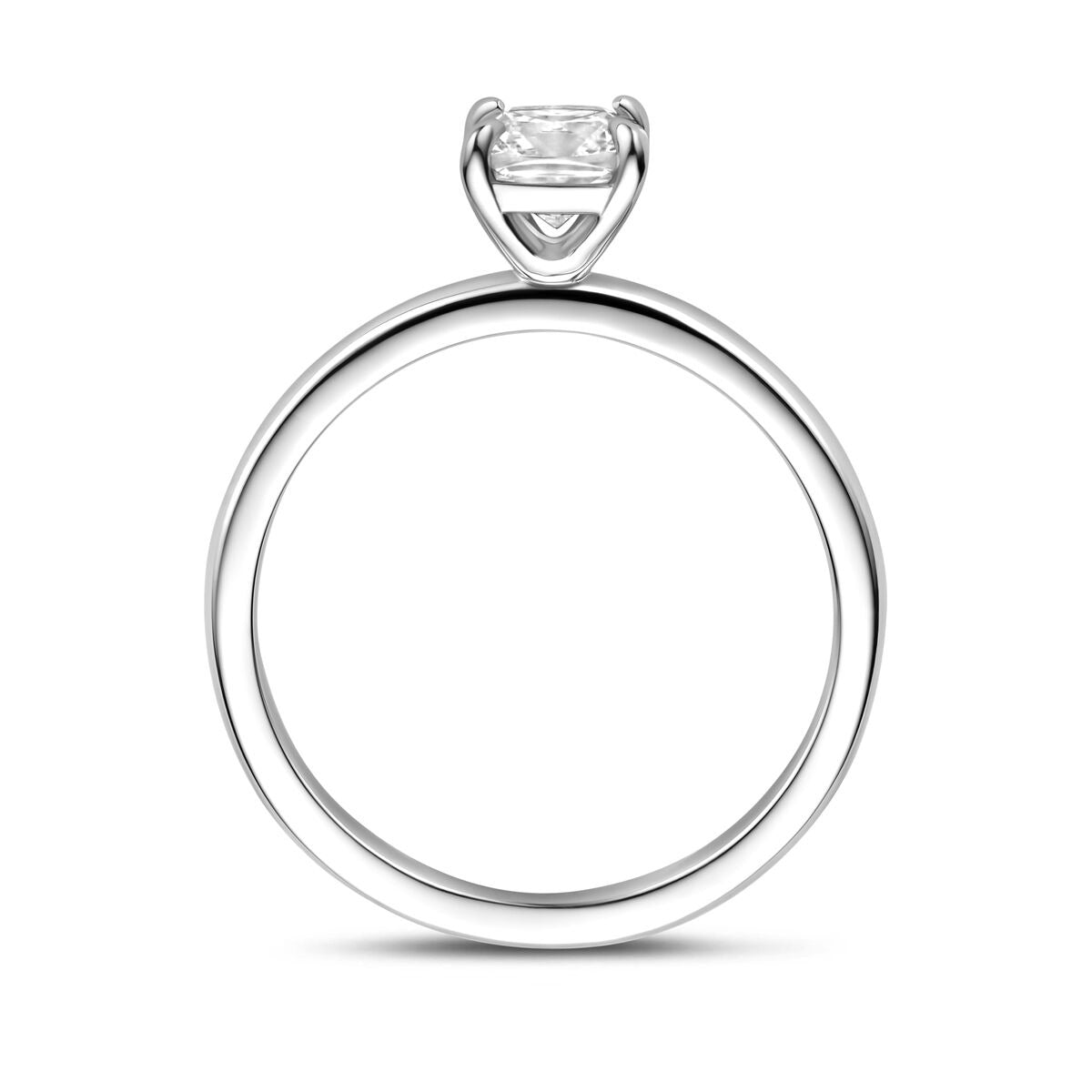 Anello solitario in argento con zirconia taglio brillante – 5,5 mm