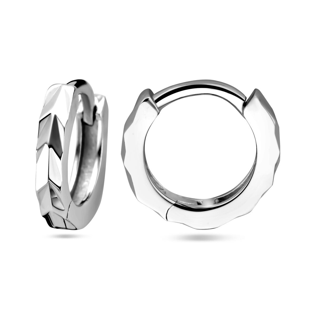 Orecchini a cerchio in argento rodiato – Piatti e Lucidati