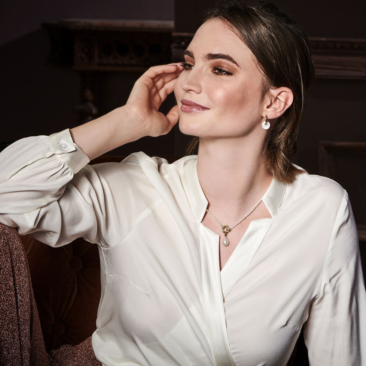 Collana in oro giallo 14k con perla e chiusura a molla