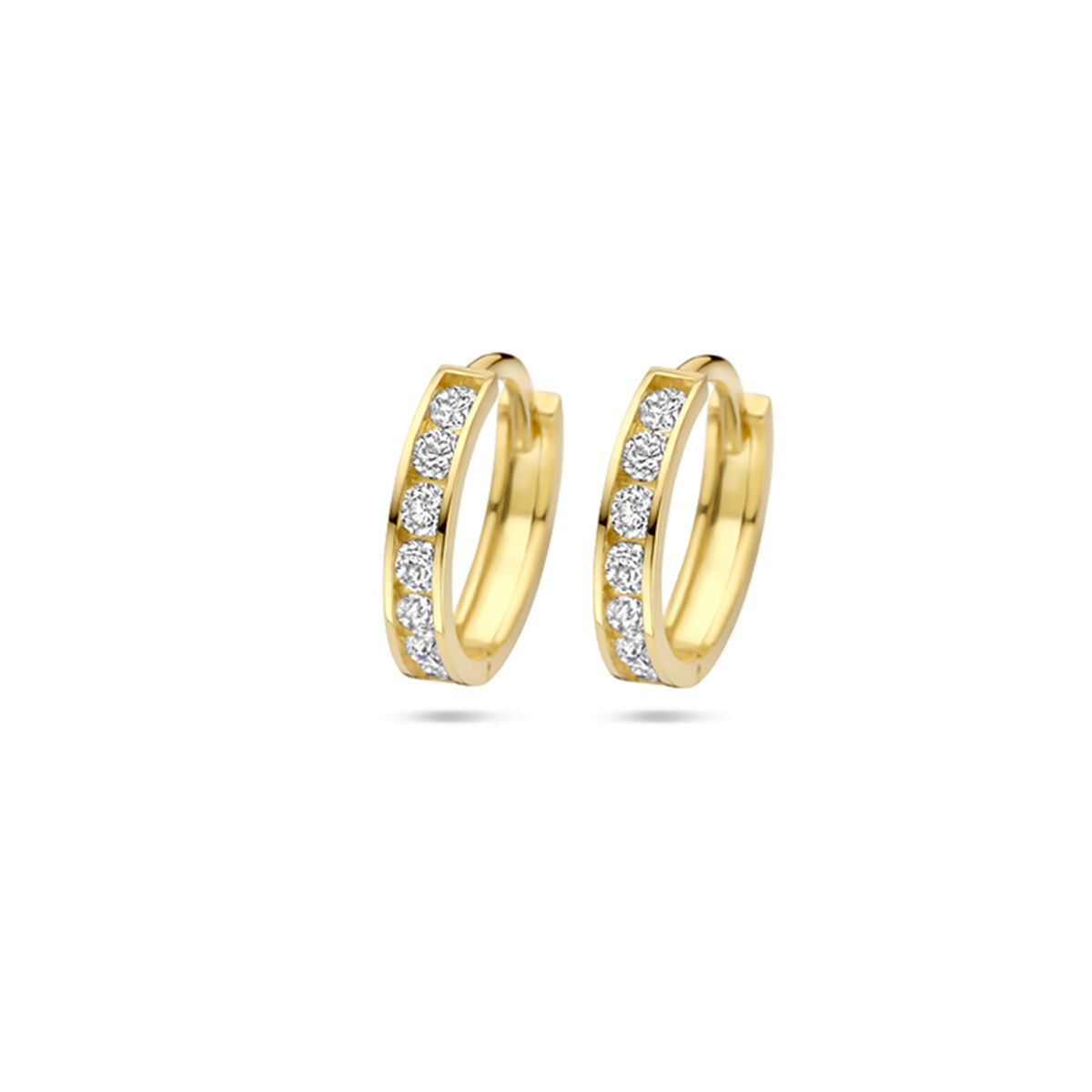 Orecchini alla creola in oro giallo con zircone, finitura lucida e dettagli scintillanti.