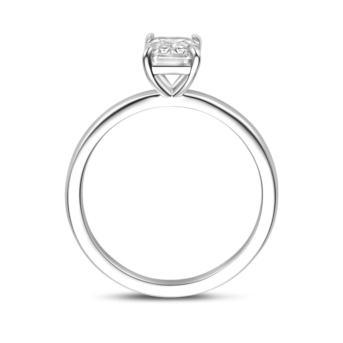 Anello solitario in argento con zircone taglio smeraldo
