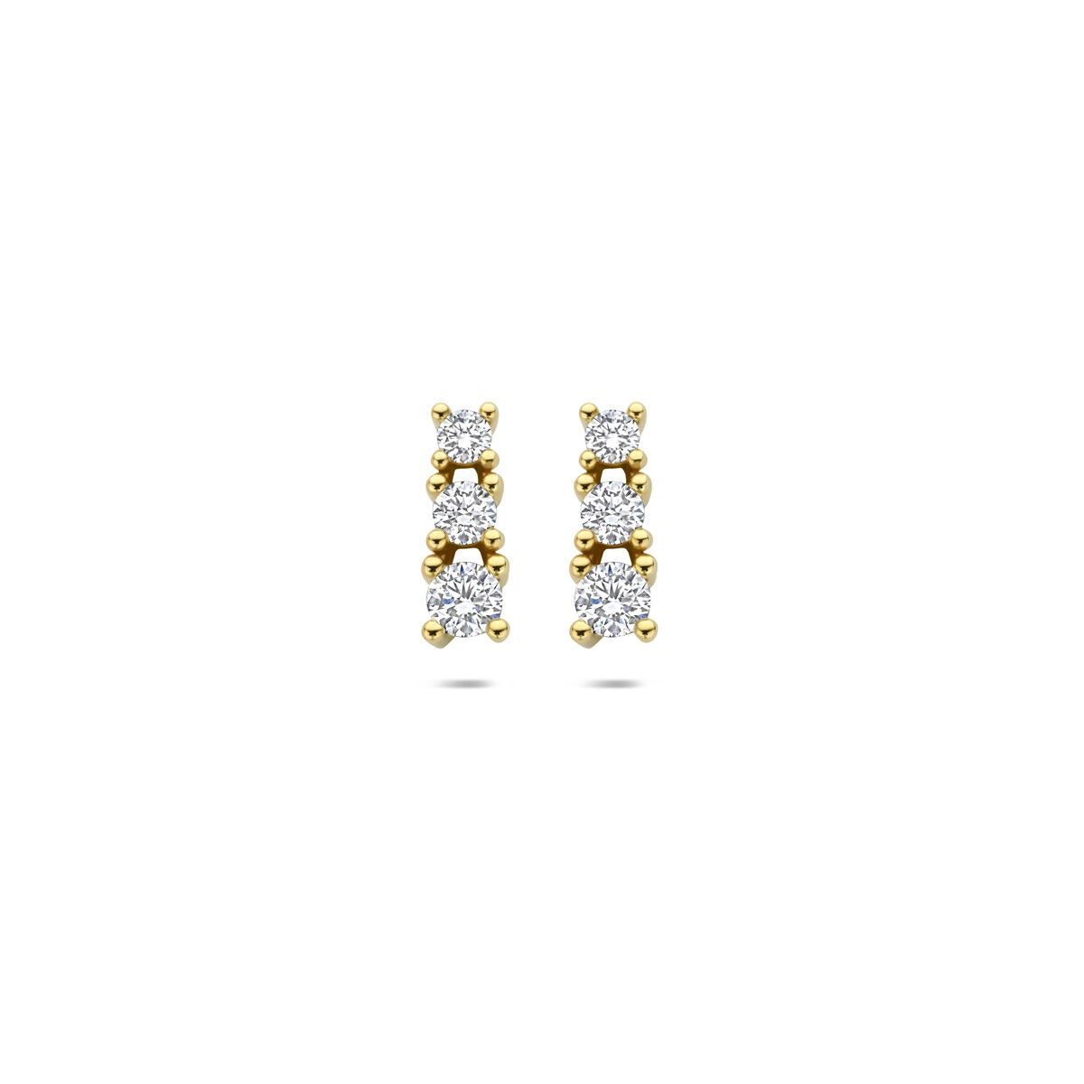 Orecchini in oro giallo 14k con diamanti lab-grown, design a tre pietre.